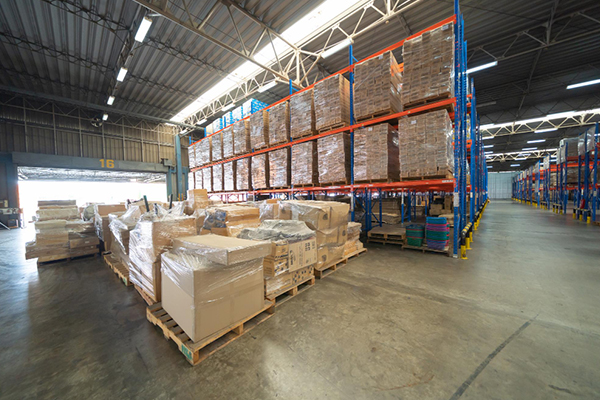 DIFFFERENCE BETWEEN PRIVATE AND BONDED WAREHOUSE